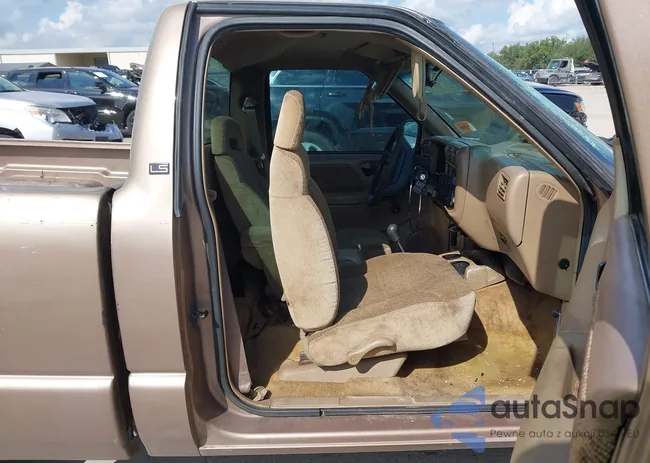 1GCCS1442T8156380: 43176200