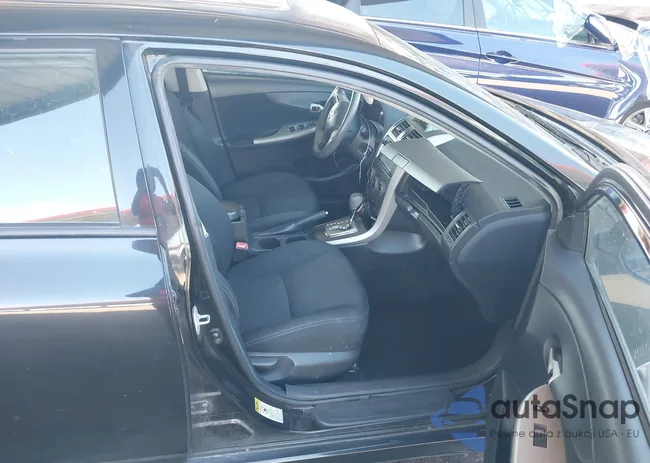 2T1BU4EE8CC892050: 43176253