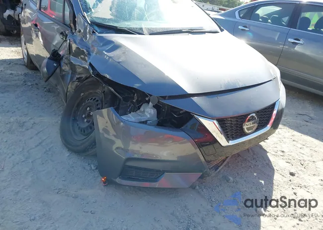 3N1CN8DV1NL861915: 43176254