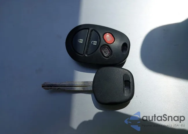 5TDBK3EH5DS270038: 43176384