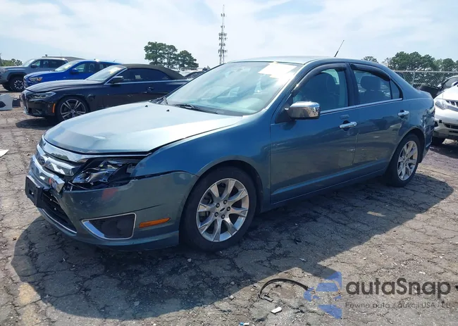 3FAHP0JA6BR125812: 43176591