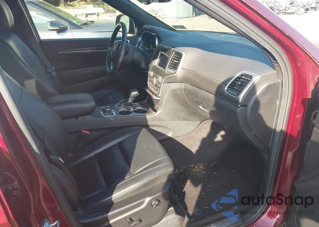 1C4RJFBG7JC165240: 43175599