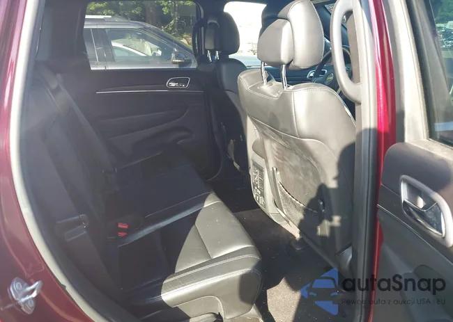 1C4RJFBG7JC165240: 43175599