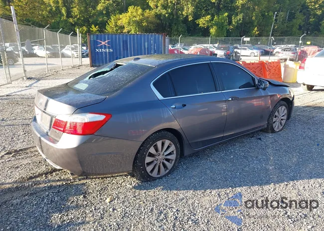 1HGCR3F84FA023593: 43175641