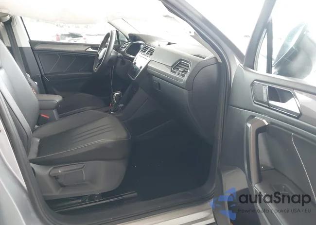 3VV3B7AX7NM072475: 43175676