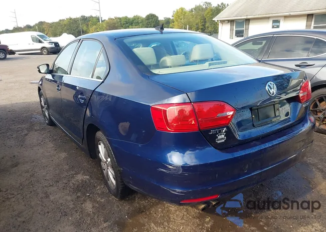 3VWDP7AJ4DM379002: 43175810