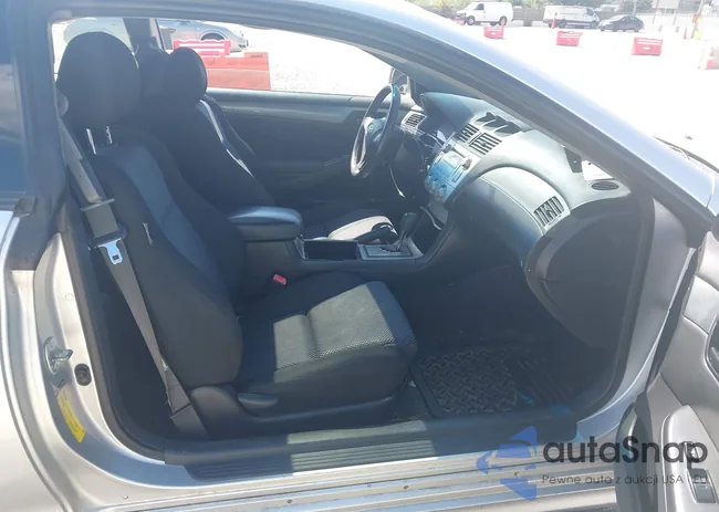 4T1CE30PX8U762894: 43175967