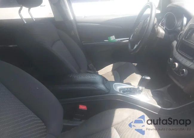 3C4PDCAB1GT111688: 43177117