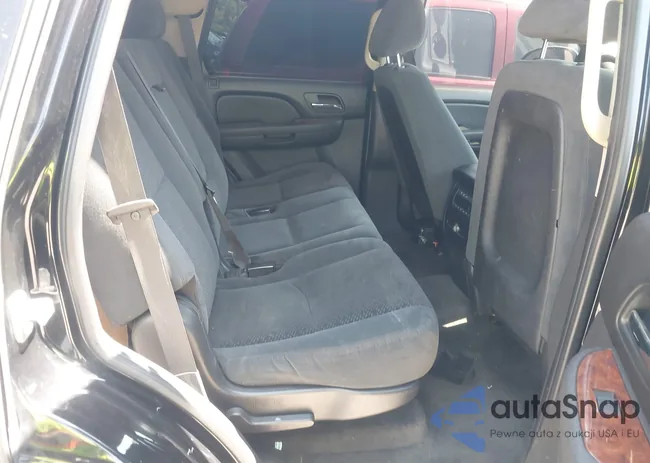 1GNFC13087R349956: 43177125