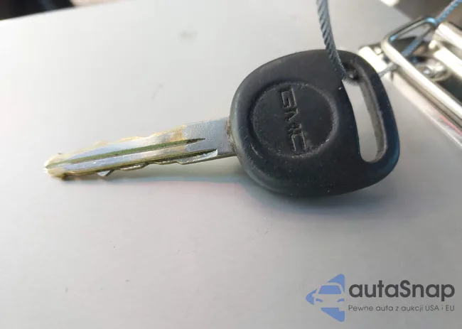 1GTHC24UX2Z335140: 43177145