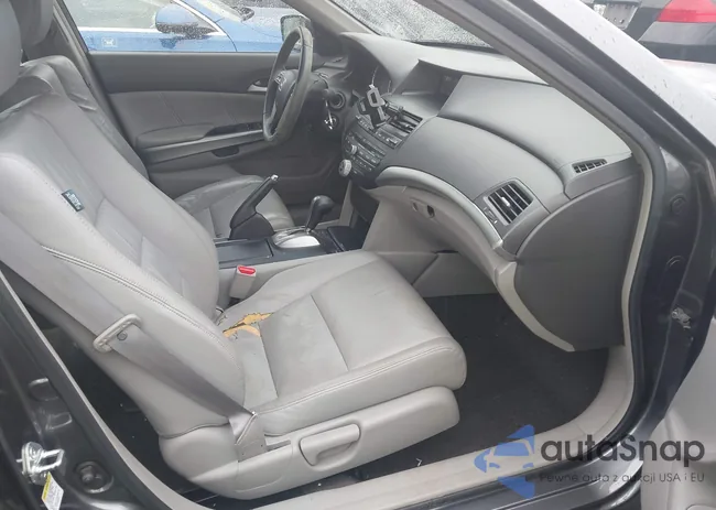 1HGCP26888A141472: 43177233