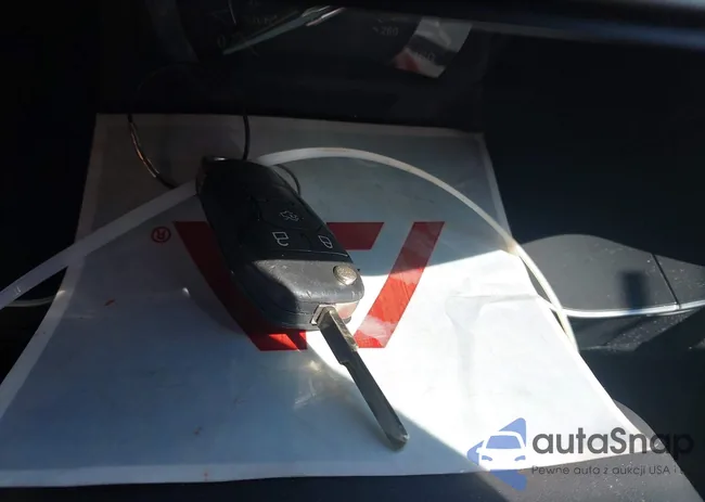 3FA6P0HD9FR190117: 43177270