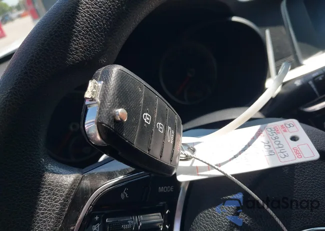 5XXGT4L3XKG360400: 43177357