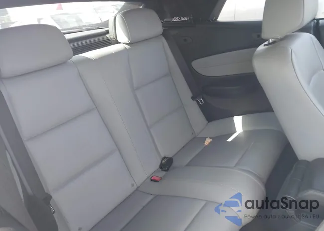 WBAUN7C56BVM25423: 43177407