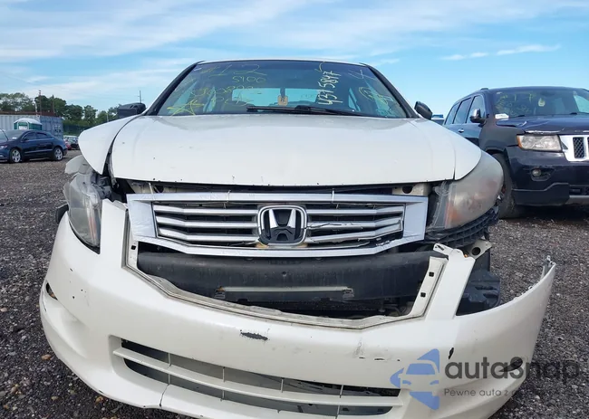 1HGCP36829A010772: 43177502