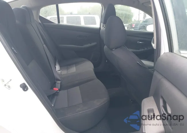 3N1AB8CV4SY238904: 43176734