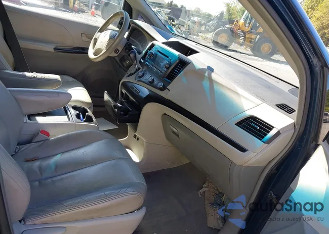 5TDKK3DC1BS021934: 43176811