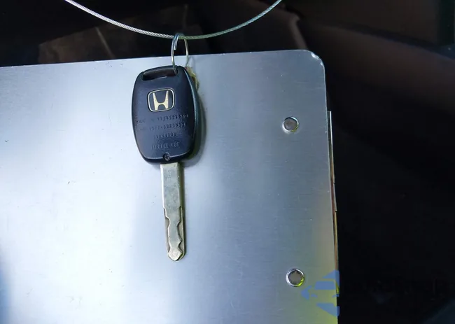 1HGCP2F47CA087751: 43176888