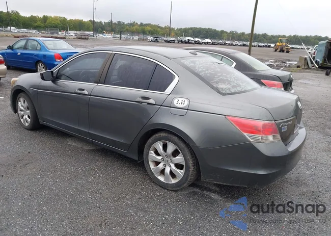 1HGCP268X8A076382: 43178134