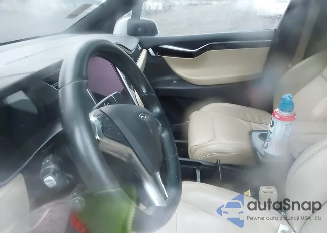 5YJXCDE27GF028932: 43178192