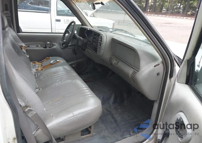 1GCEC14WXWZ277972: 43178275