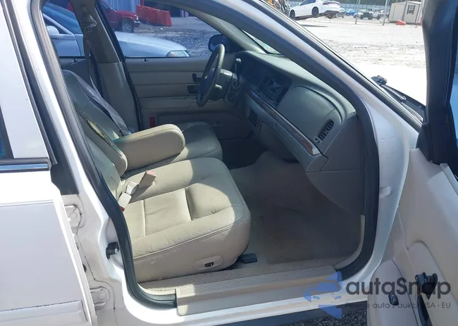 2FAFP74V06X147584: 43178334