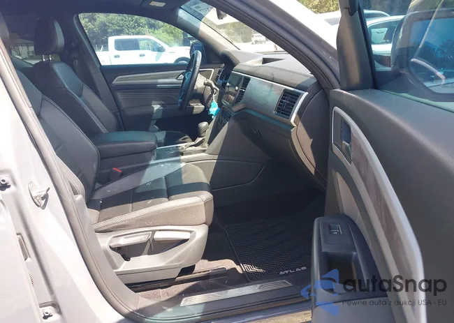 1V2JE2CA4MC231413: 43178377