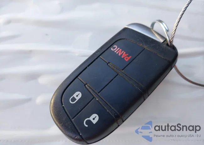 2C3CDXBG2HH525805: 43178472