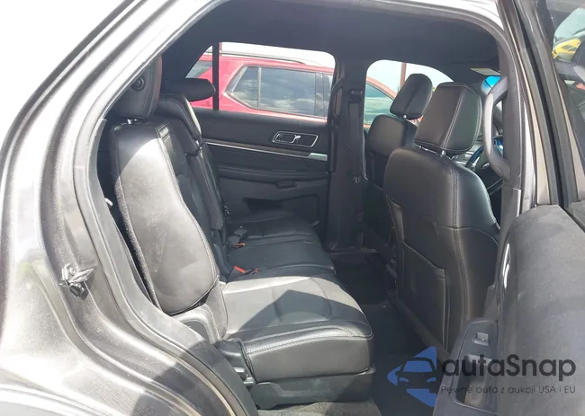 1FM5K8F86JGB10518: 43177764