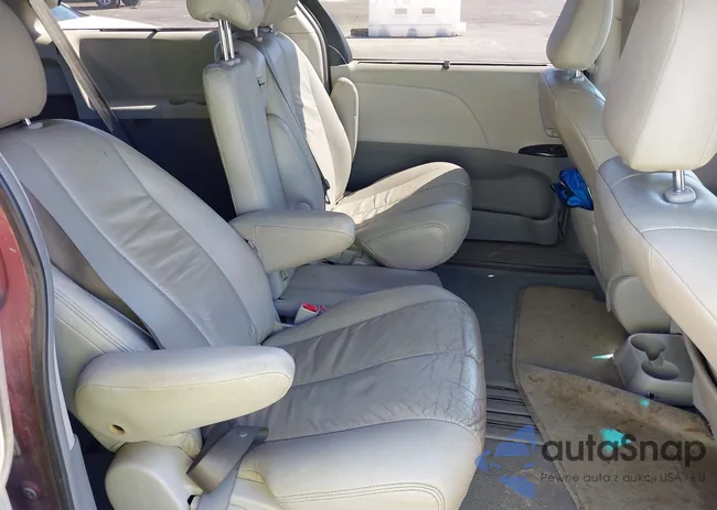 5TDKK3DC1BS069403: 43177812