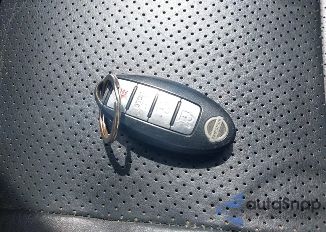 3N1AB7AP6EY208418: 43177882