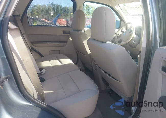 1FMCU5K3XCKA69949: 43177975