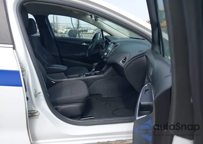 1G1BE5SM6G7285286: 43179014