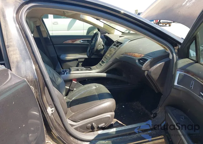 3LN6L2LU9ER829681: 43179066