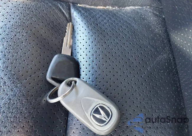 JH4CL96844C006053: 43179098