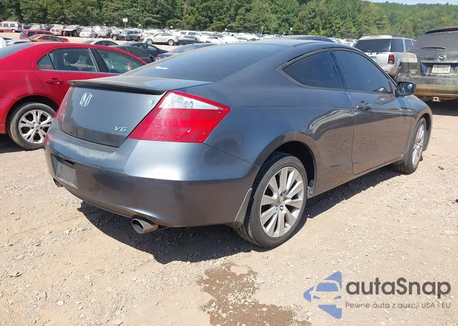 1HGCS22818A011084: 43179125