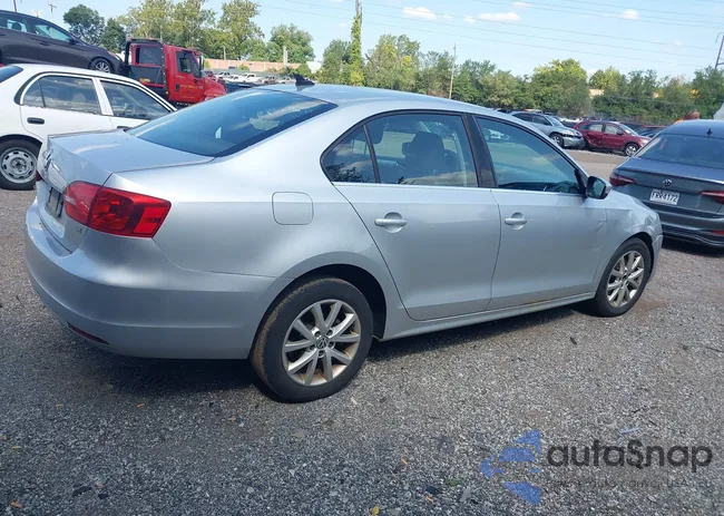 3VWD07AJ8EM236432: 43179196