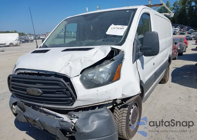 1FTYR1YM5HKA09721: 43179309