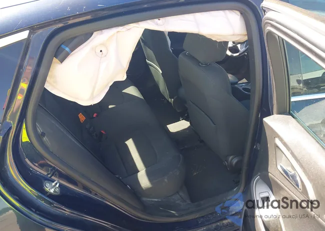 1G1ZB5ST7HF129375: 43179326