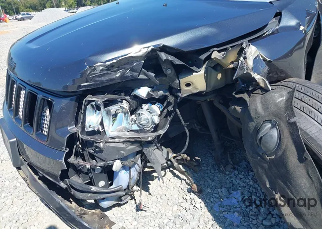 1C4RJEAG9FC957179: 43179347