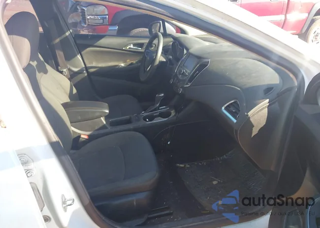 3G1BE6SM8HS596551: 43179355