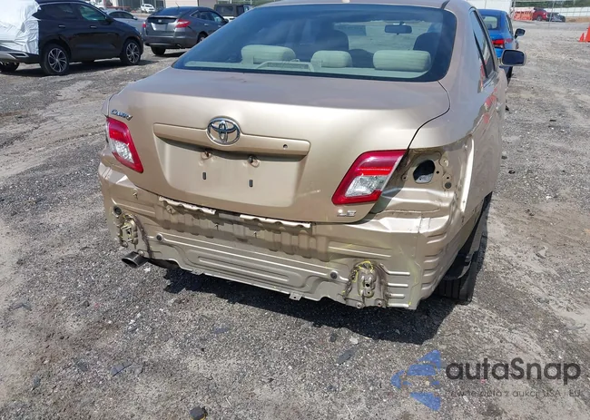 4T1BK3EK2AU110987: 43179357