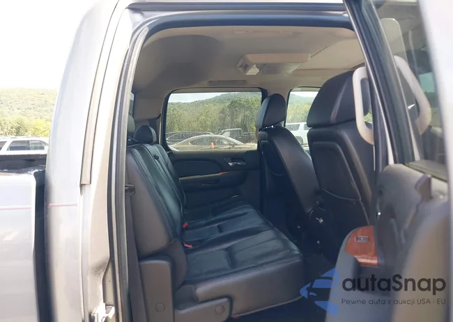 2GTEK13M471509785: 43179491