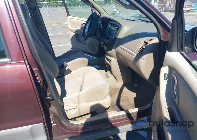 4F2YU06131KM17433: 43179544