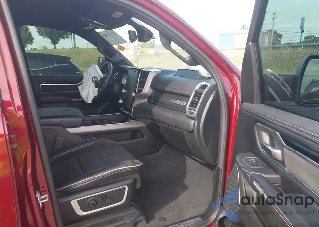 1C6SRFJT4LN365581: 43179556