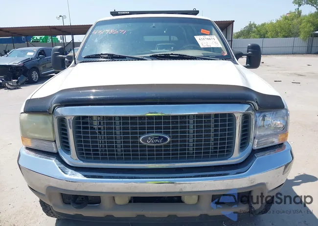 1FMSU43F82EA39215: 43178671