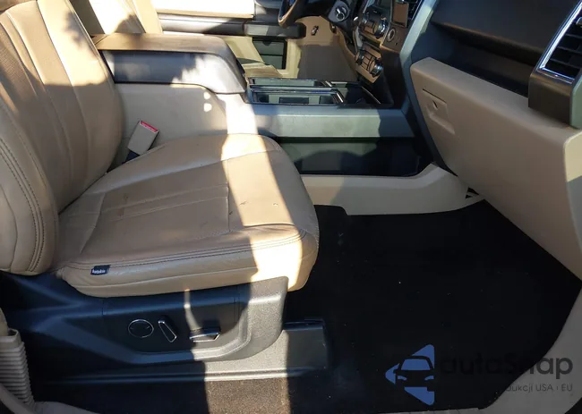 1FTEW1C82FKD31977: 43178674