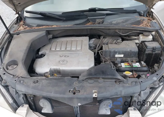 2T2GK31U78C039208: 43178692