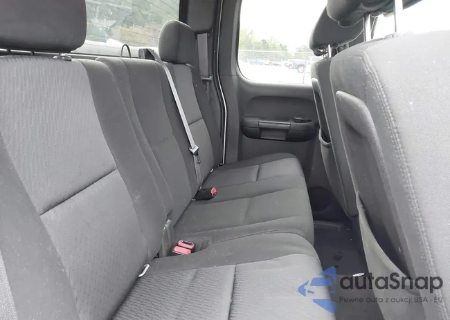 1GCSKSE34AZ161871: 43178694