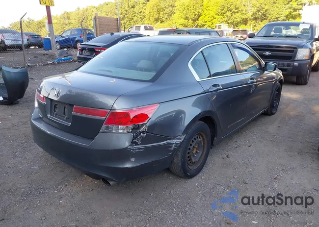 1HGCP2F36BA108658: 43178785